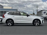 2025 Volvo XC60 T6 AWD Hybrid Sedan for sale, Japanese used car export - photo 31 of 39 | GULJI TRADERS