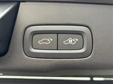 2025 Volvo XC60 XC60 B5 AWD 4WD Sedan for sale, Japanese used car export - photo 17 of 24 | GULJI TRADERS