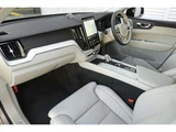 2025 Volvo XC60 T6 AWD PHV Sedan for sale, Japanese used car export - photo 8 of 18 | GULJI TRADERS