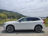 2025 Volvo XC60 AWD PHEV Sedan for sale, Japanese used car export - photo 15 of 21 | GULJI TRADERS