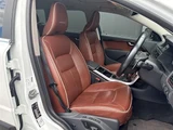 2015 Volvo XC70 XC70 T5 AWD 4WD Sedan for sale, Japanese used car export - photo 19 of 22 | GULJI TRADERS