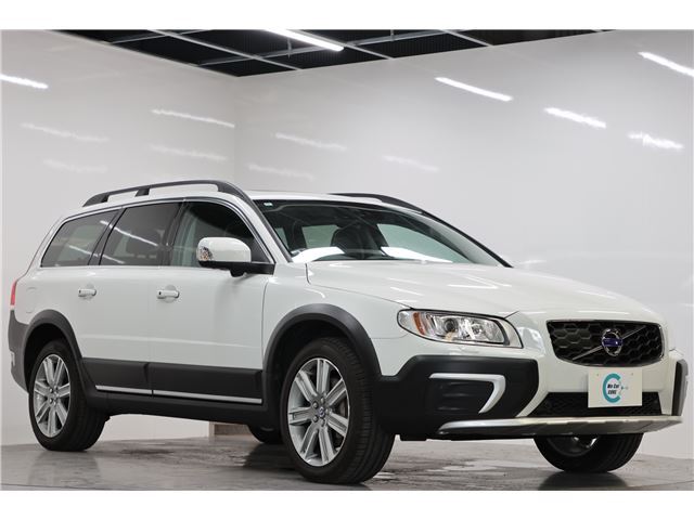 2016 Volvo XC70 T5 - photo 1 2016 Volvo XC70 T5 Sedan for sale, Japanese used car export | GULJI TRADERS