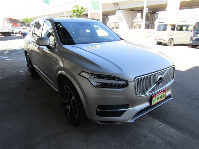 2016 Volvo XC90 T8 AWD Sedan for sale, Japanese used car export - photo 1 of 32 | GULJI TRADERS