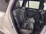 2017 Volvo XC90 T6 AWD Inscription Sedan for sale, Japanese used car export - photo 9 of 20 | GULJI TRADERS
