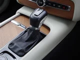 2019 Volvo XC90 XC90 D5 AWD 4WD Sedan for sale, Japanese used car export - photo 19 of 24 | GULJI TRADERS