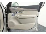 2021 Volvo XC90 B6 AWD 4WD Sedan for sale, Japanese used car export - photo 29 of 80 | GULJI TRADERS