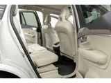 2021 Volvo XC90 B6 AWD 4WD Sedan for sale, Japanese used car export - photo 38 of 80 | GULJI TRADERS