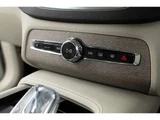2021 Volvo XC90 B6 AWD 4WD Sedan for sale, Japanese used car export - photo 60 of 80 | GULJI TRADERS