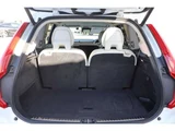 2021 Volvo XC90 B6 AWD 4WD Sedan for sale, Japanese used car export - photo 10 of 30 | GULJI TRADERS