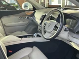 2021 Volvo XC90 XC90 B6 AWD 4WD Sedan for sale, Japanese used car export - photo 16 of 24 | GULJI TRADERS