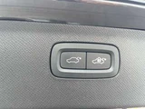 2022 Volvo XC90 B6 AWD 4WD Sedan for sale, Japanese used car export - photo 41 of 77 | GULJI TRADERS