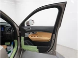 2022 Volvo XC90 B6 AWD Sedan for sale, Japanese used car export - photo 45 of 80 | GULJI TRADERS