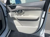 2022 Volvo XC90 B6 AWD Sedan for sale, Japanese used car export - photo 18 of 30 | GULJI TRADERS