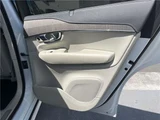 2022 Volvo XC90 B6 AWD Sedan for sale, Japanese used car export - photo 19 of 30 | GULJI TRADERS