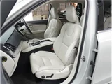2022 Volvo XC90 B6 AWD Sedan for sale, Japanese used car export - photo 44 of 78 | GULJI TRADERS