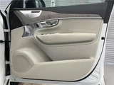 2023 Volvo XC90 T8 AWD Hybrid Sedan for sale, Japanese used car export - photo 27 of 30 | GULJI TRADERS