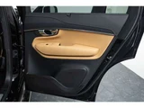 2024 Volvo XC90 T8 AWD Hybrid 4WD Sedan for sale, Japanese used car export - photo 37 of 80 | GULJI TRADERS