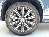 2024 Volvo XC90 B5 AWD Sedan for sale, Japanese used car export - photo 13 of 30 | GULJI TRADERS