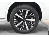 2025 Volvo XC90 B5 AWD Sedan for sale, Japanese used car export - photo 20 of 57 | GULJI TRADERS
