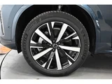 2025 Volvo XC90 B5 AWD Sedan for sale, Japanese used car export - photo 20 of 61 | GULJI TRADERS