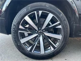 2025 Volvo XC90 B5 AWD Sedan for sale, Japanese used car export - photo 17 of 30 | GULJI TRADERS