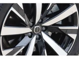 2025 Volvo XC90 B5 AWD Sedan for sale, Japanese used car export - photo 6 of 9 | GULJI TRADERS